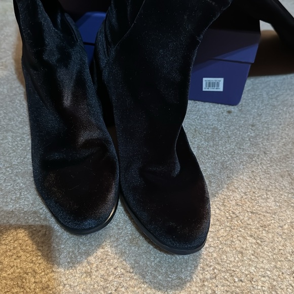 Stuart Weitzman Panache velvet boots - Picture 3 of 9